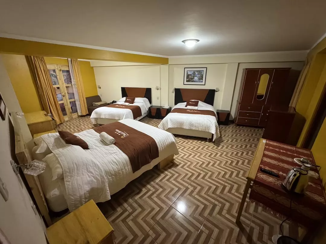 Habitación Triple — Hotel Morales